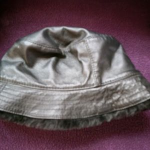 Wilson's leather bucket hat with folding edges XL